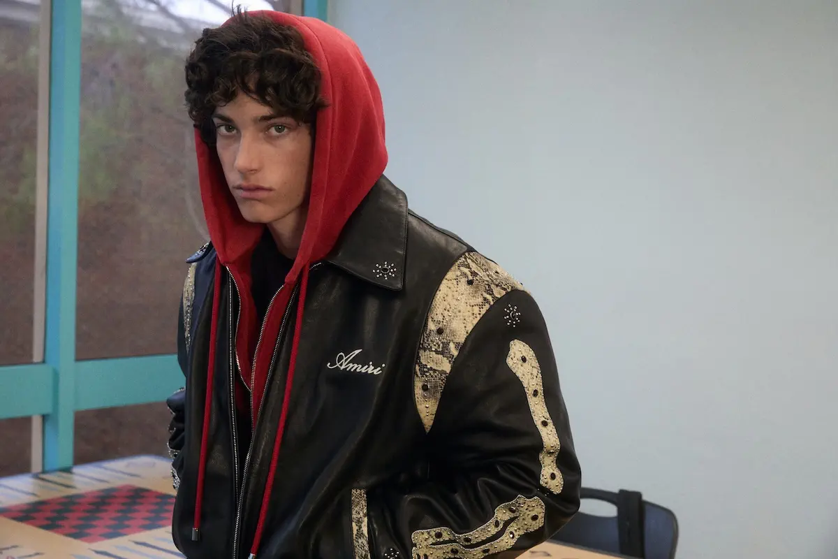 AMIRI réinvente « The Breakfast Club » dans sa campagne pré-printemps 2026 au charme cinématographique