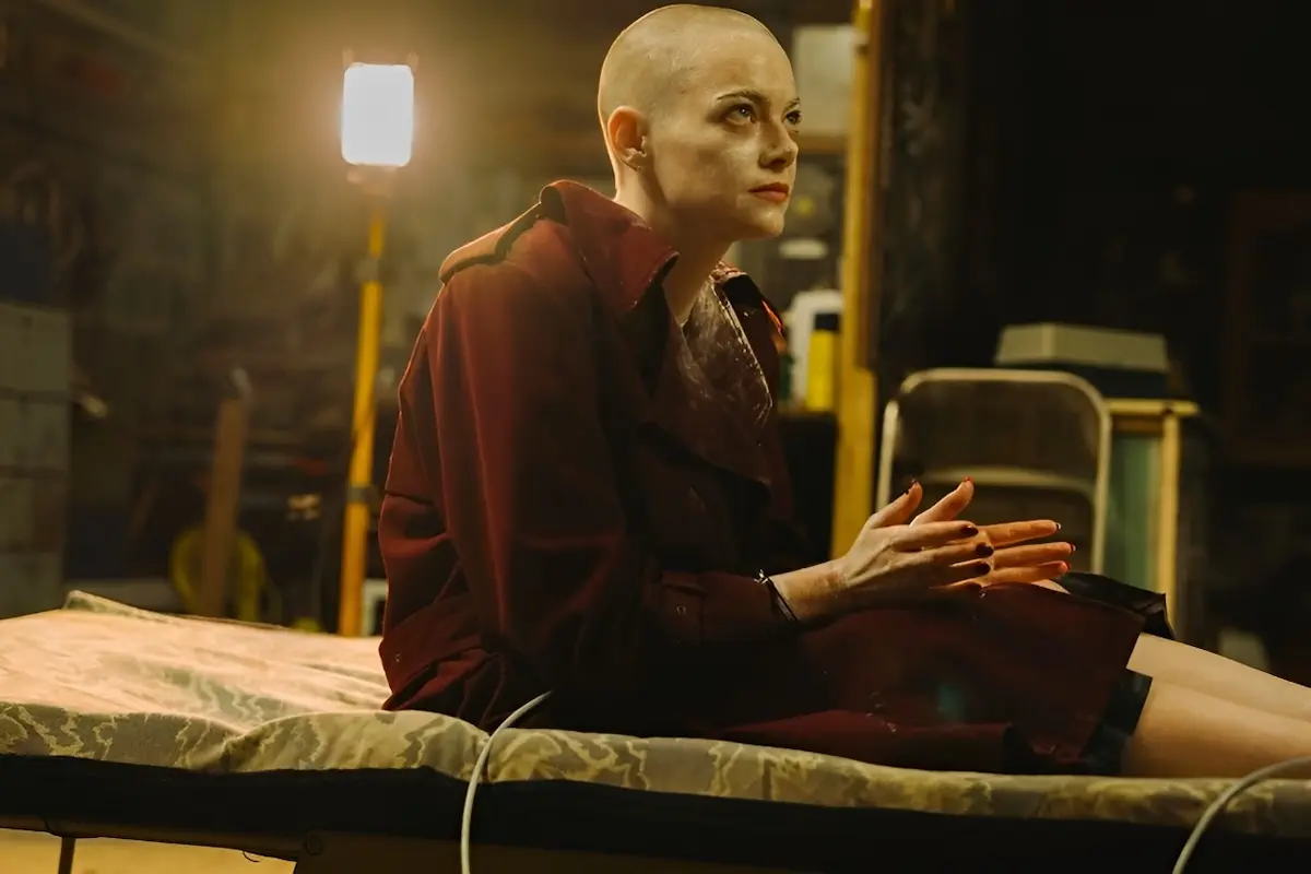 « Bugonia » : Yorgos Lanthimos signe son film le plus audacieux et accessible