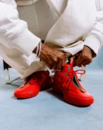 Converse Shai 001 « Winter Red » : : la sneaker hivernale qui fait monter la température