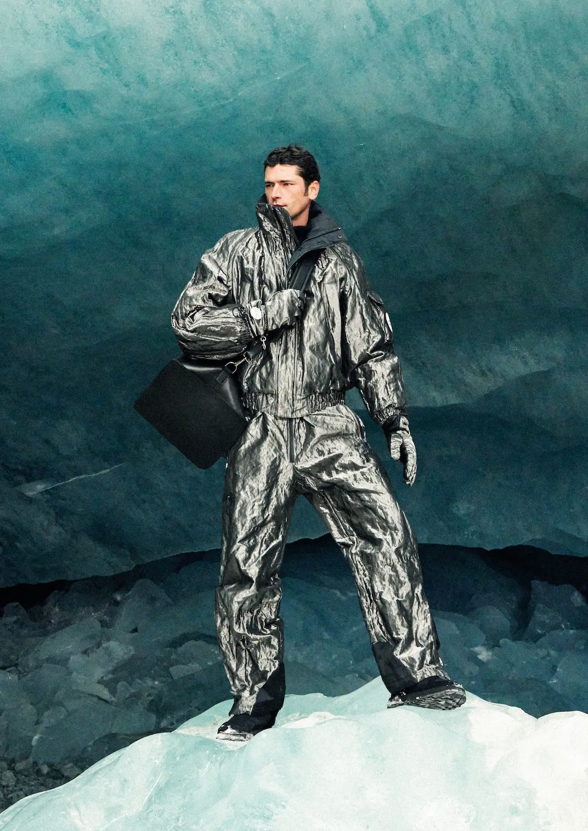 Giorgio Armani Neve : l’élégance alpine réinventée pour l’Automne-Hiver 2025-2026