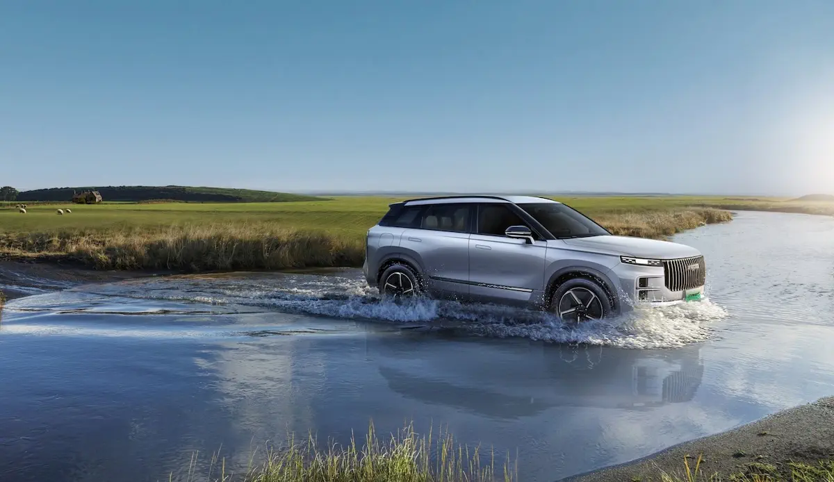 Jaecoo 7 0 Omoda et Jaecoo : les nouveaux constructeurs chinois prêts à conquérir l’Europe dès 2026