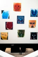 « Liaisons » de Marlene Dumas s’installe au Louvre pour une rencontre inédite entre passé et présent