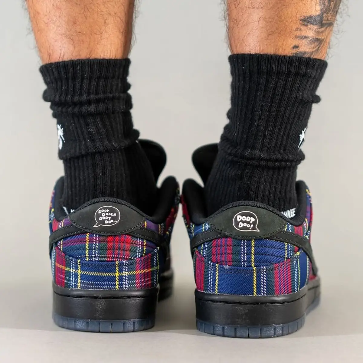 Nardwuar x Nike SB Dunk Low : la collaboration tartan délirante qui affole déjà les fans