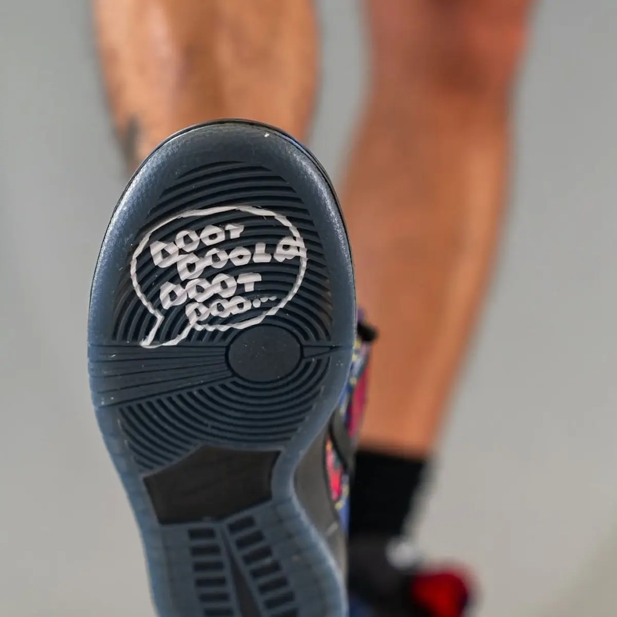 Nardwuar x Nike SB Dunk Low : la collaboration tartan délirante qui affole déjà les fans