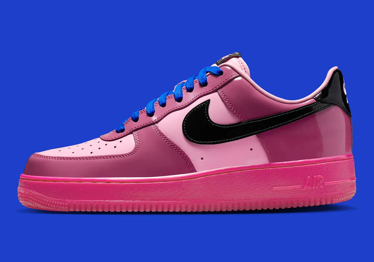 Nike Air Force 1 Low « Pink Cooler » : le retour du cuir verni au style Y2K