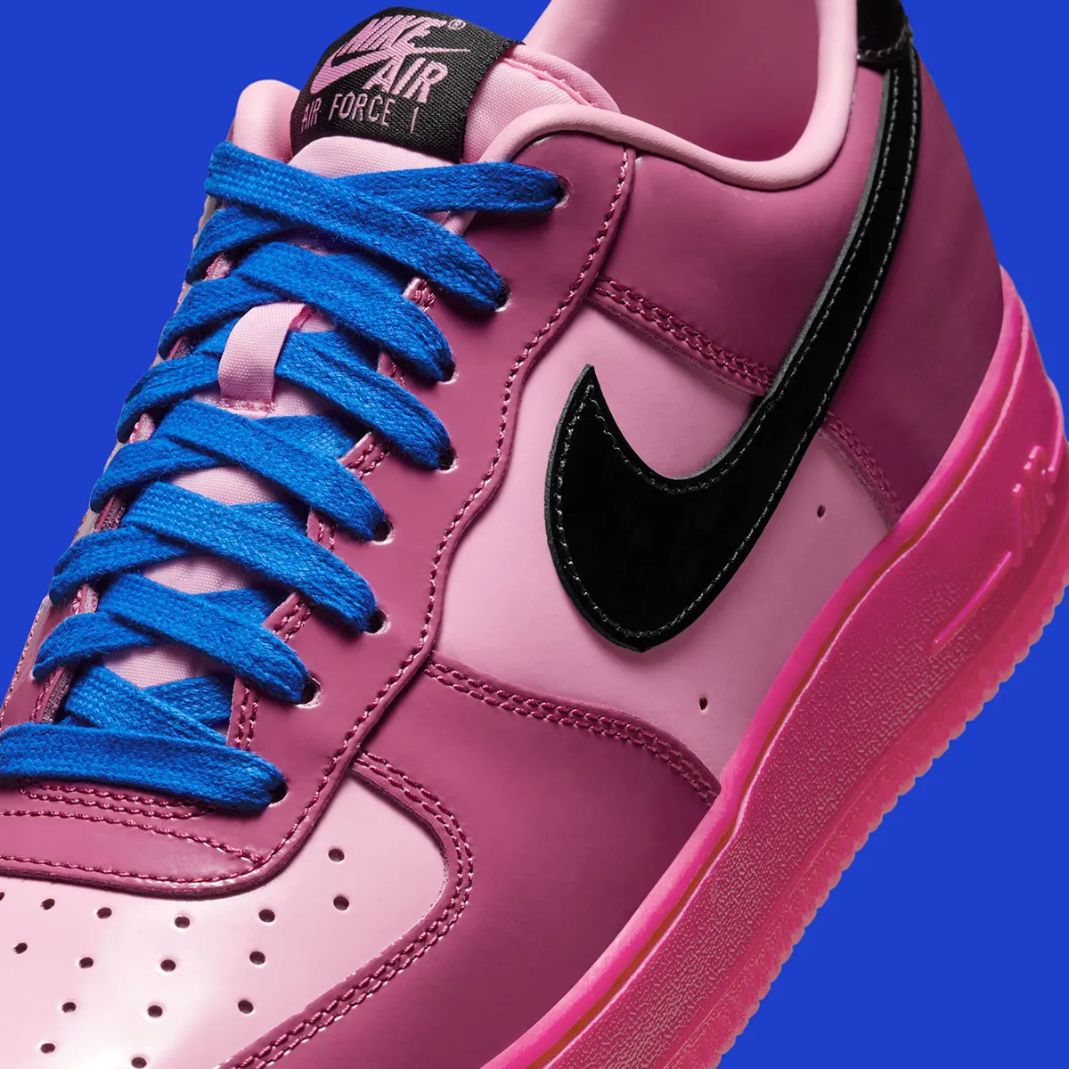 Nike Air Force 1 Low « Pink Cooler » : le retour du cuir verni au style Y2K