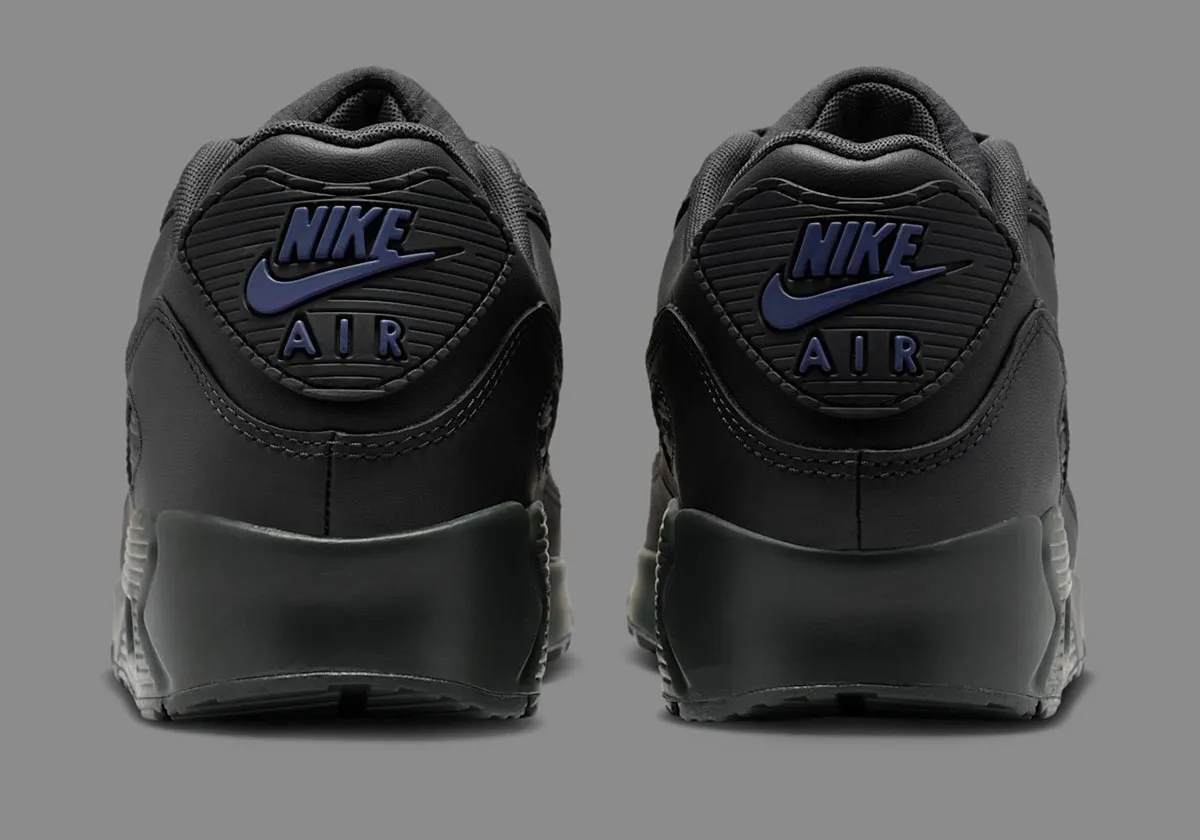 Nike Air Max 90 Sanded Purple 0 Nike Air Max 90 « Sanded Purple » : le coloris hivernal qui mise sur l’élégance sombre