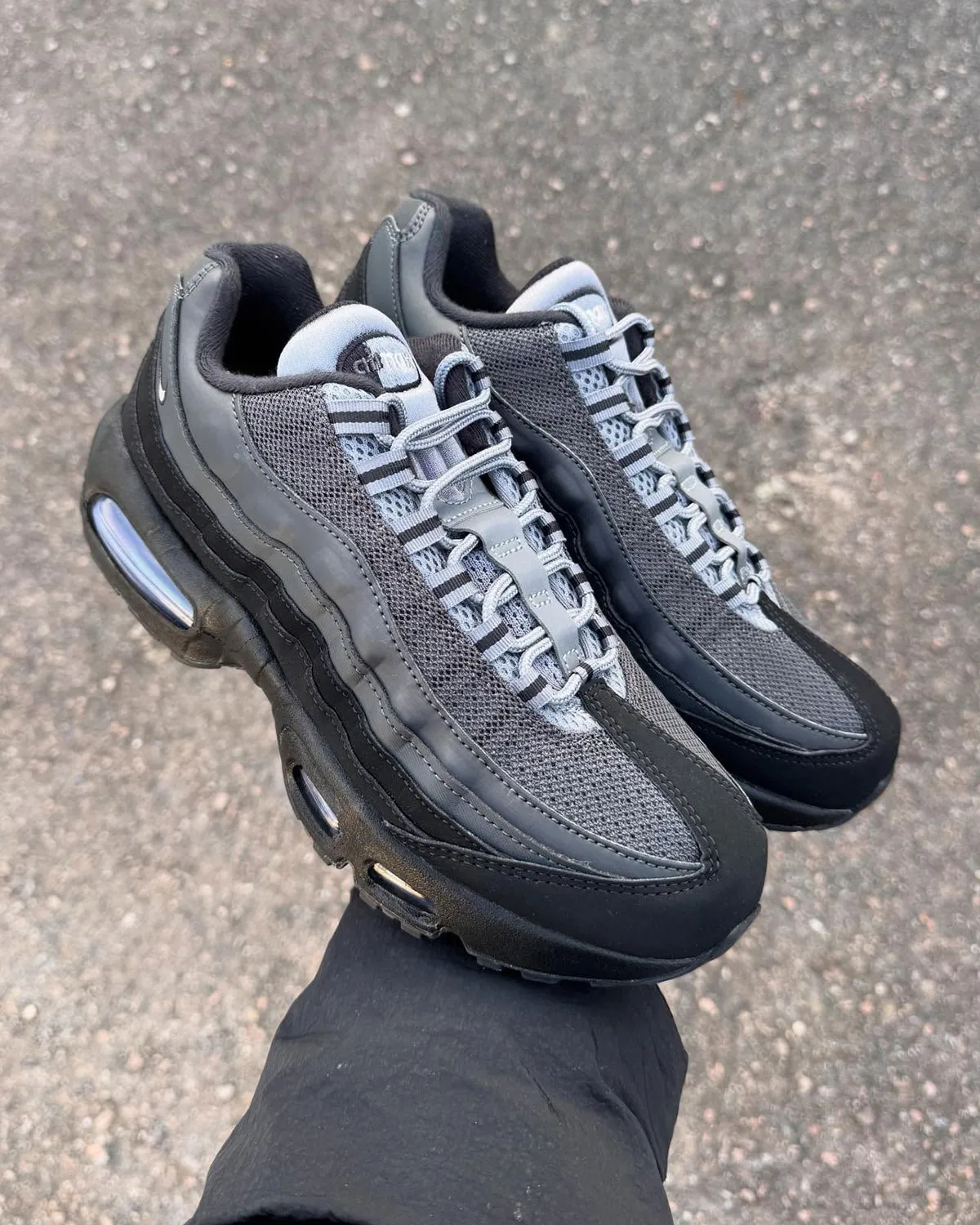 Nike Air Max 95 GS Smoke Grey 0 Nike Air Max 95 GS « Smoke Grey » : le coloris qui lancera la saison 2026