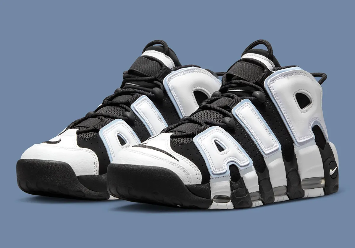 Nike Air More Uptempo ’96 : le retour iconique confirmé pour 2026 avec les coloris « Black/White » et « Cobalt Bliss »