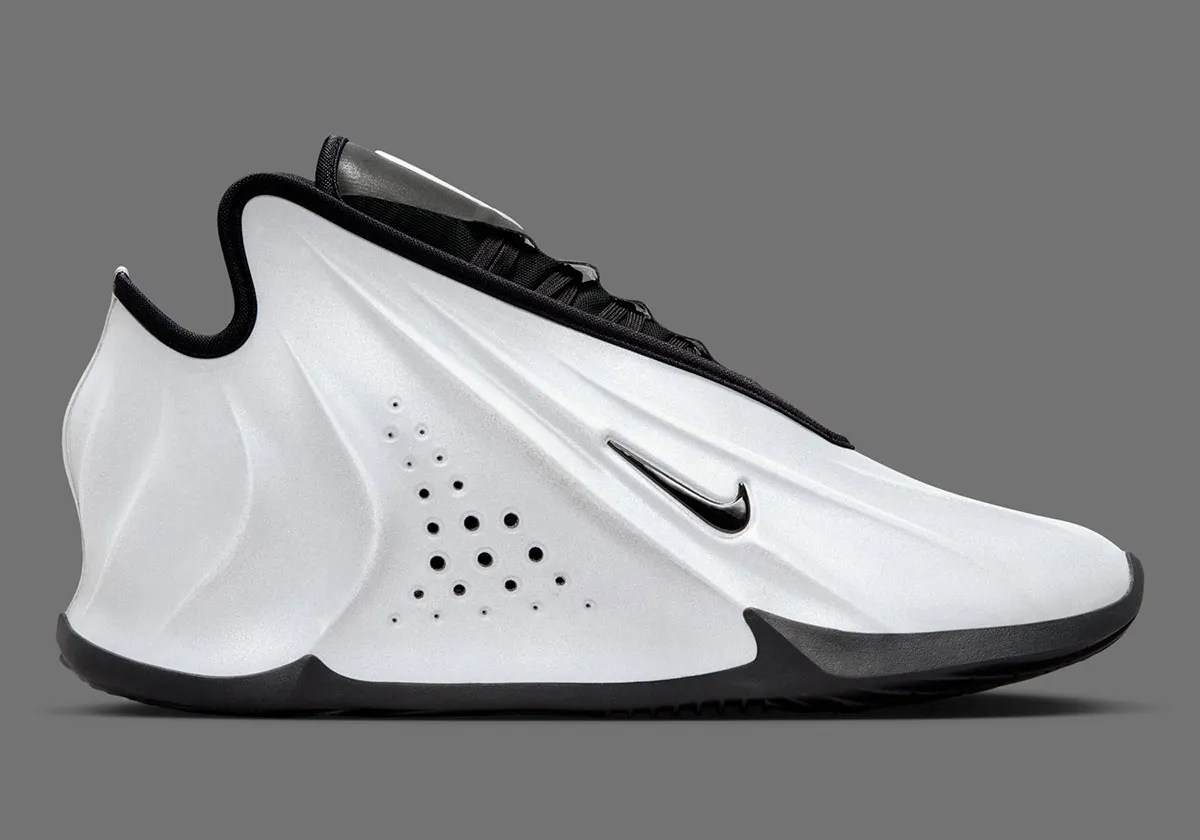 Nike GT Future « Metallic Silver » : la sortie grand public enfin confirmée pour décembre