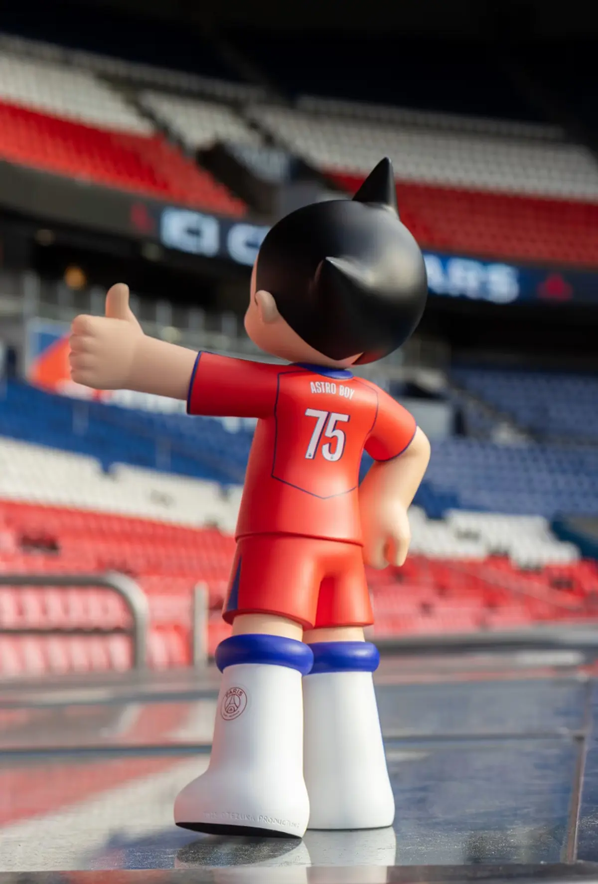 Paris Saint Germain x Leblon Delienne collection Astro Boy ultra limitee 1 PSG x Leblon Delienne : les figurines Astro Boy les plus rares de l’année. Seulement 250 exemplaires !