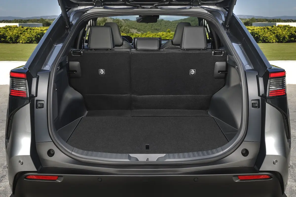 Toyota bZ4X 2025 : plus puissant, plus autonome et totalement repensé