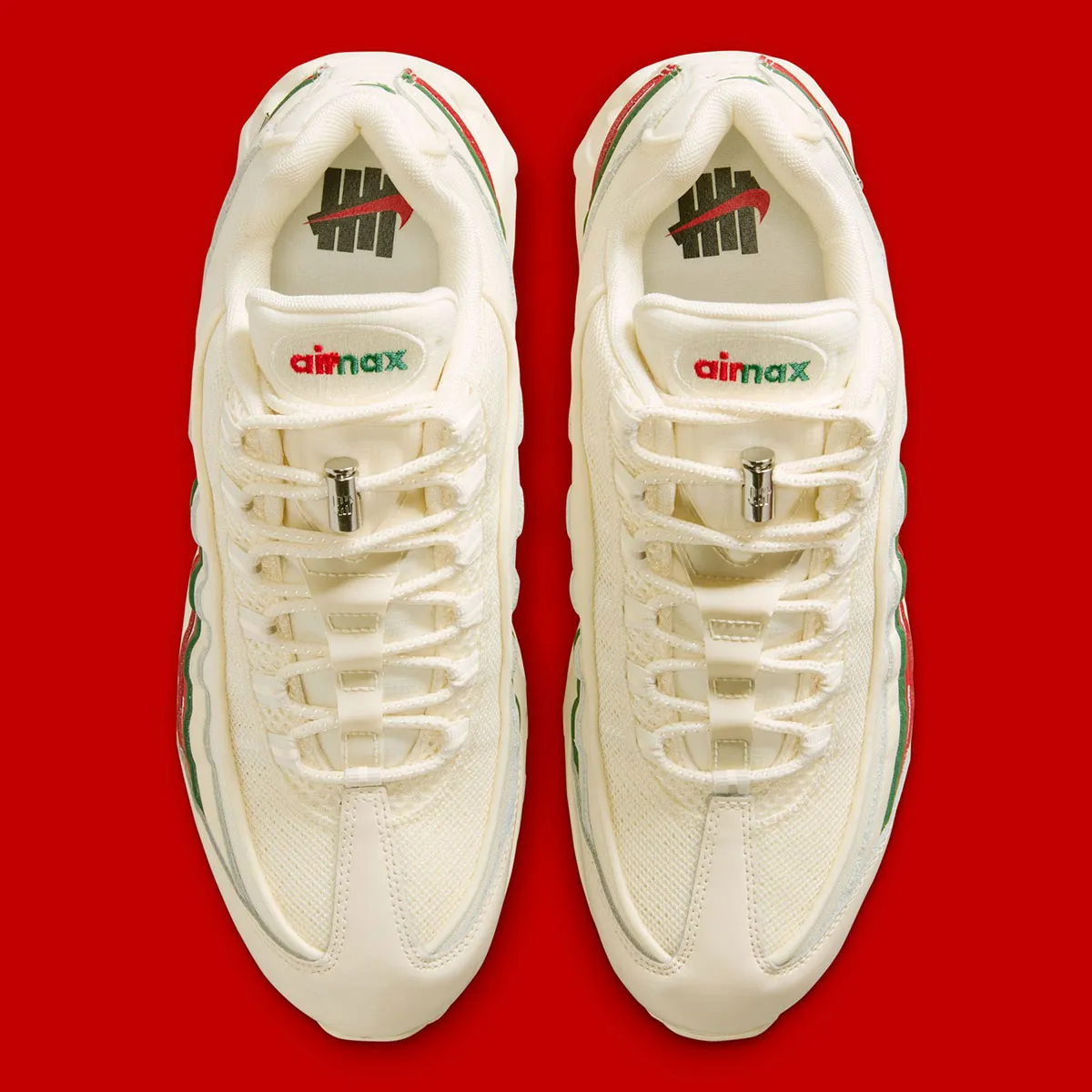 UNDEFEATED x Nike Air Max 95 « Sail » : la version premium inspirée de Gucci arrive pour les fêtes 2025