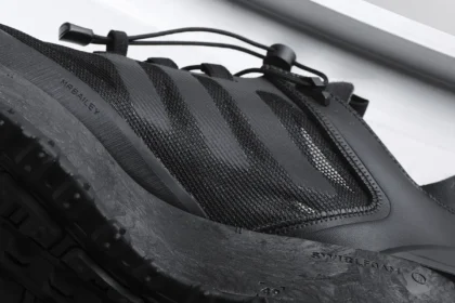 adidas Originals x MRBAILEY : la sneaker ADIZERO ARUKU YAGI réinvente le trail urbain