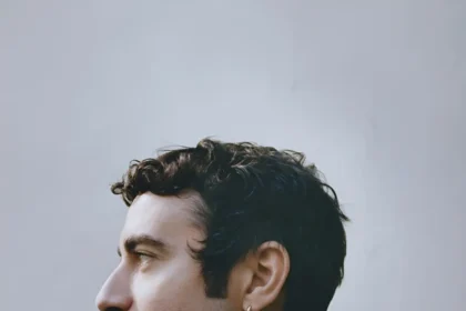 Dario Vitale quitte Versace : un départ éclair après une seule collection