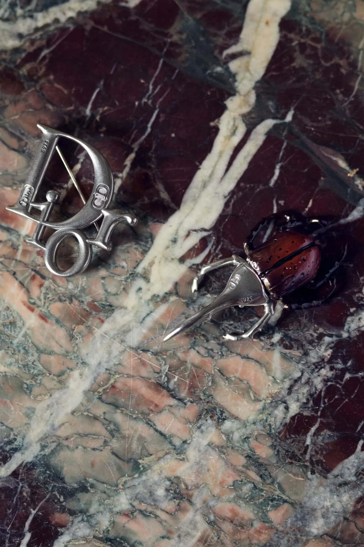 DIOR Men Pré-Automne 2026 : Jonathan Anderson affirme son langage entre opulence et modernité