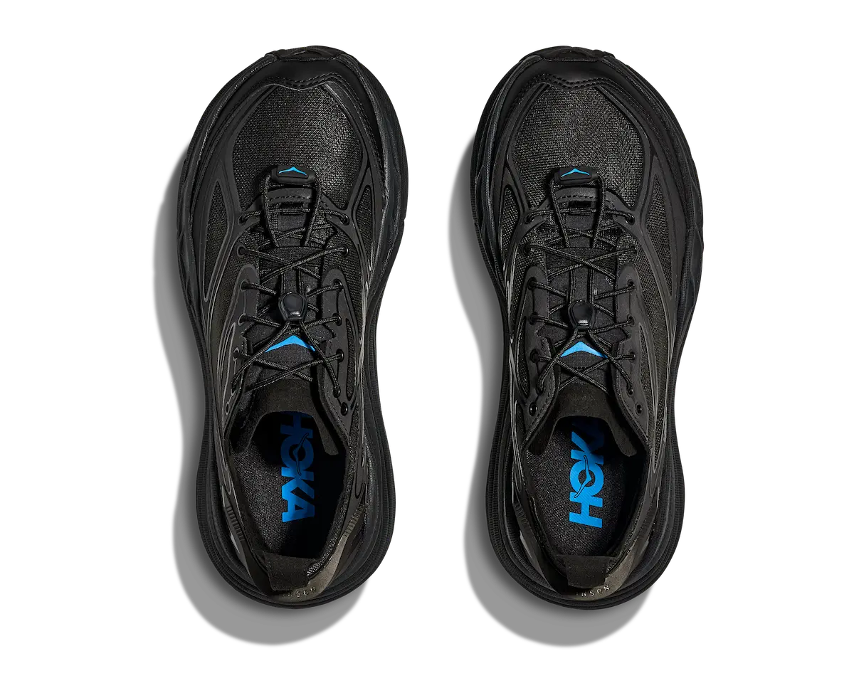 Avec la Stinson One7+, HOKA et Dover Street Market réinventent la chaussure de trail urbaine