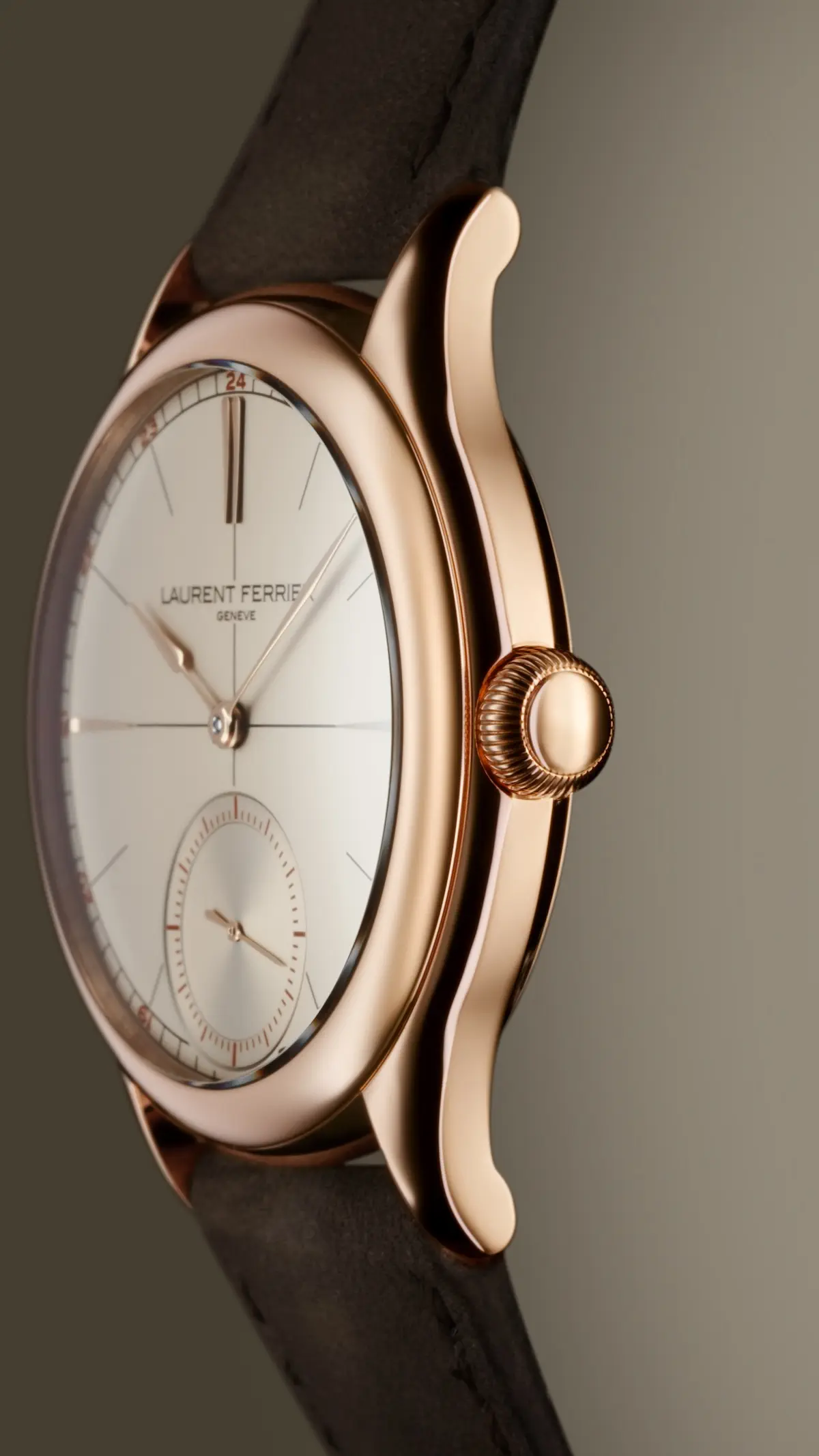 Laurent Ferrier célèbre ses 15 ans avec une Classic Origin Beige d’une rare justesse