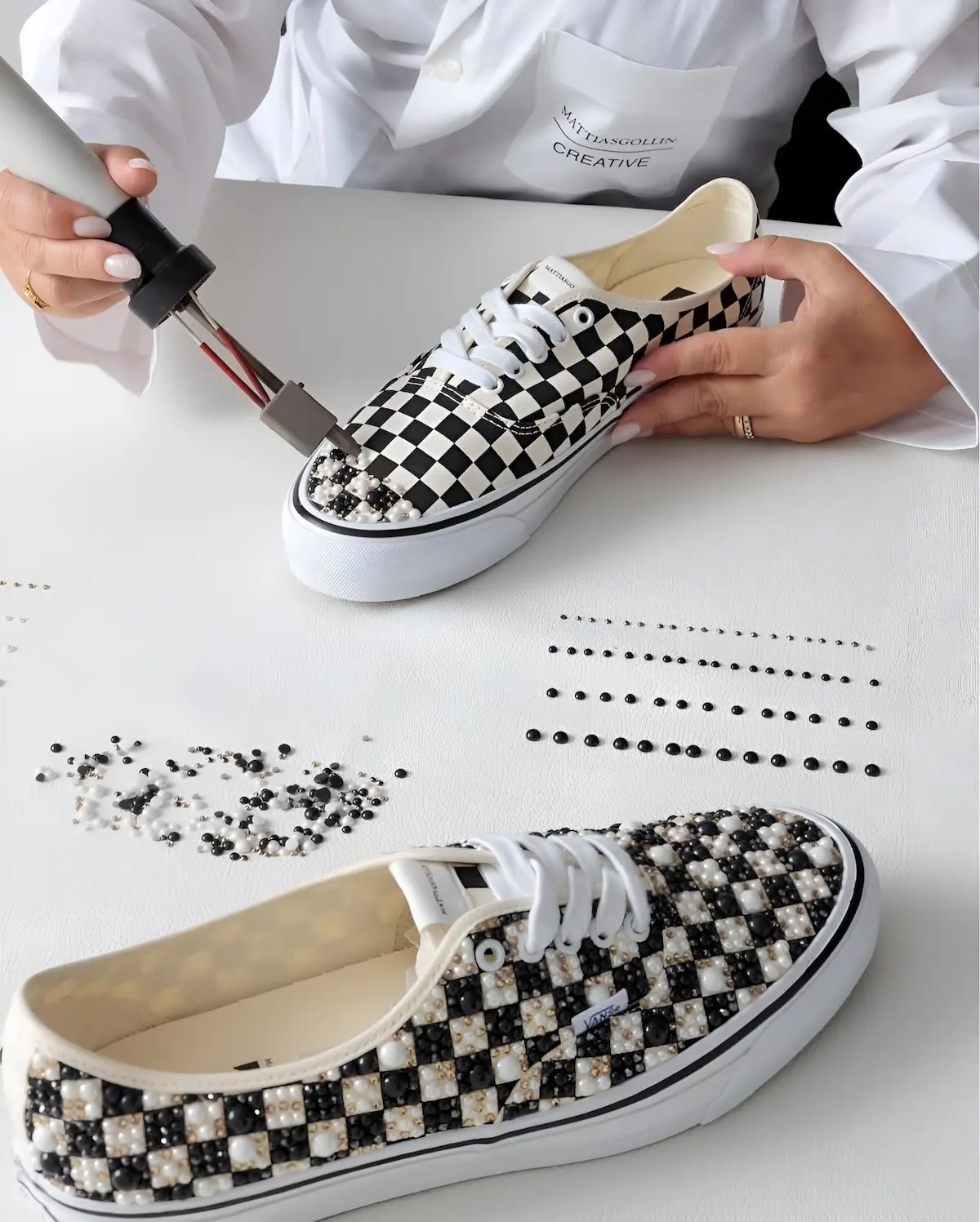 Mattias Gollin x Vans Authentic Authentiche 5 Quand Mattias Gollin transforme la Vans Authentic en œuvre d’art scintillante
