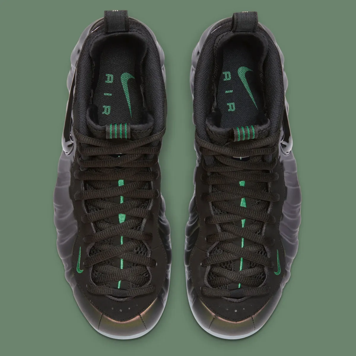 Irisée, iconique, insaisissable : la Nike Air Foamposite Pro « Pine Green » signe son grand retour
