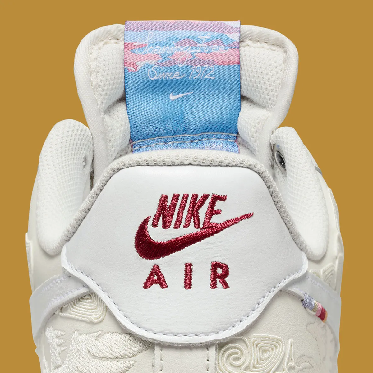 Nike Air Force 1 Low Year of the Horse 8 Nike Air Force 1 Low « Year of the Horse » 2026 : la paire qui boucle 24 ans de zodiac chinois