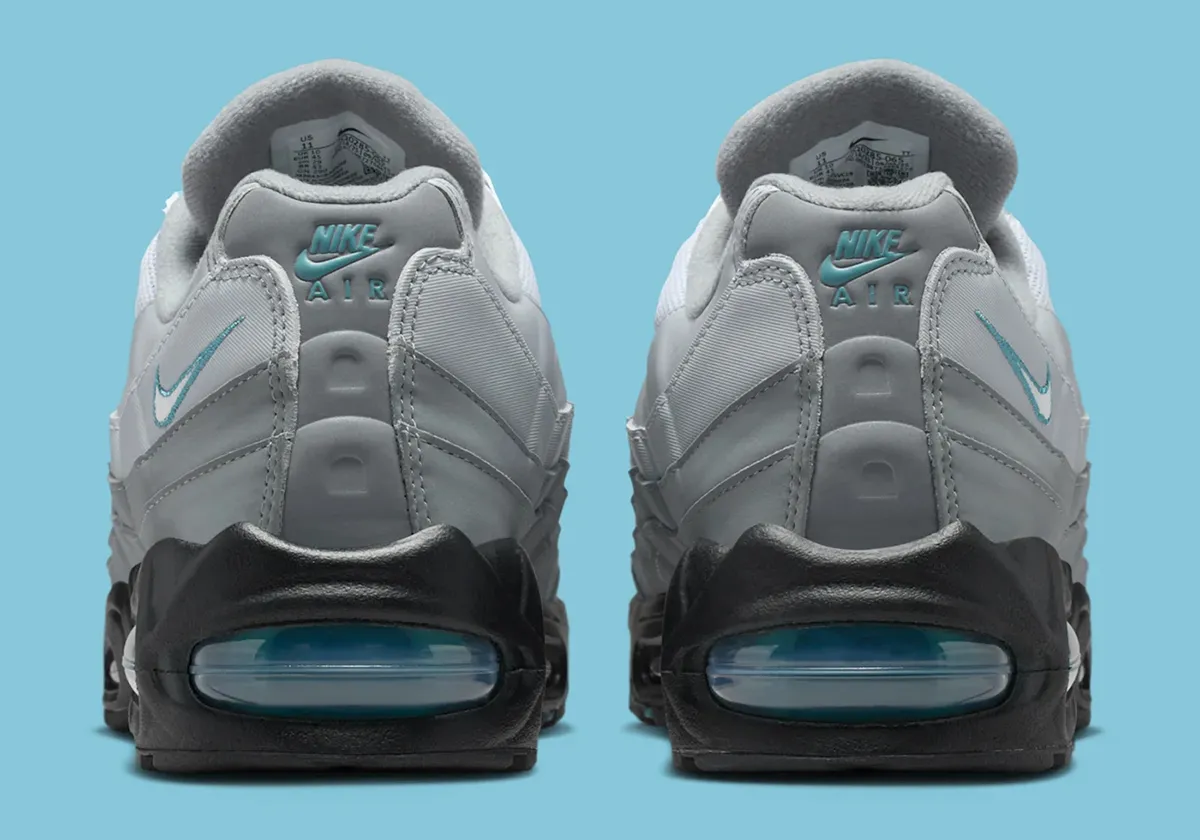 La Nike Air Max 95 Big Bubble « Mineral Teal » signe enfin le retour à l’original