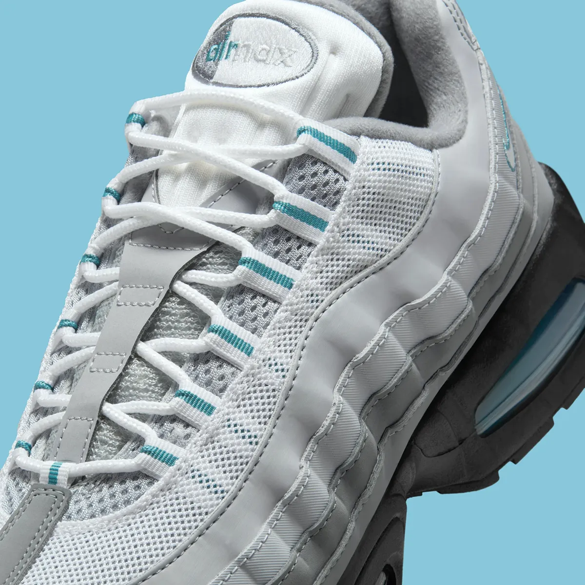 La Nike Air Max 95 Big Bubble « Mineral Teal » signe enfin le retour à l’original