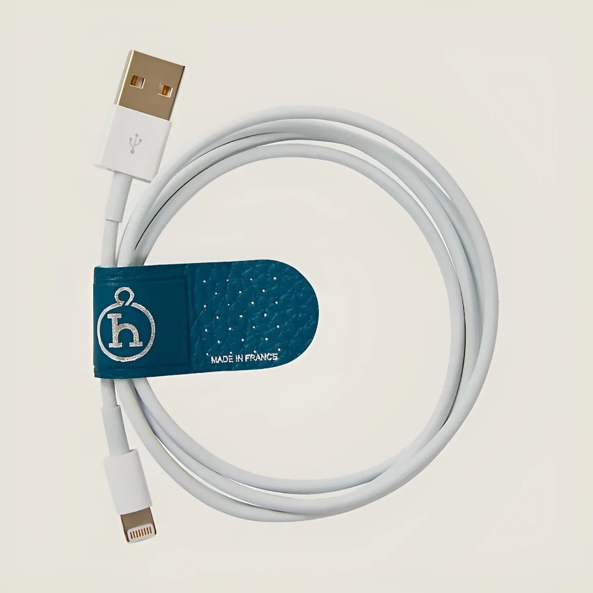 Les pansements d’objet Hermès, nouvelle fantaisie du luxe