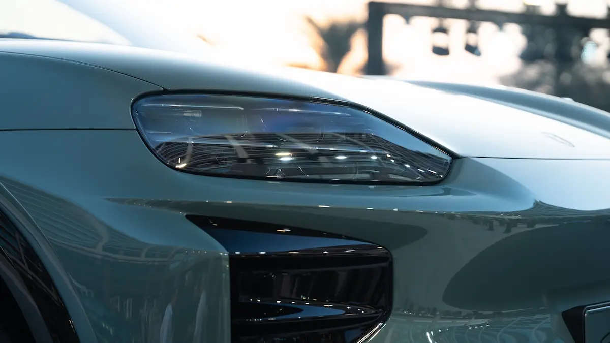 Porsche Cayenne Electric 4 1 156 chevaux électriques : le Porsche Cayenne Electric qui rivalise avec les supercars thermiques