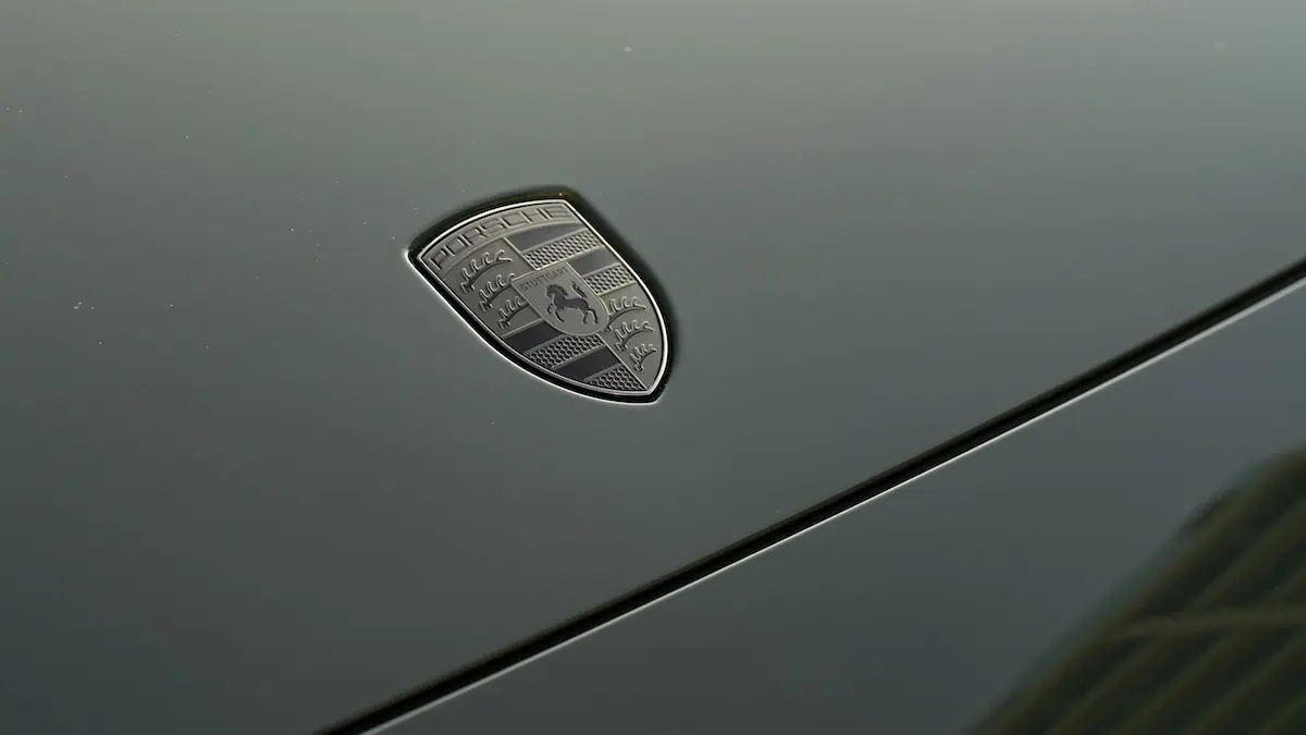 Porsche Cayenne Electric 5 1 156 chevaux électriques : le Porsche Cayenne Electric qui rivalise avec les supercars thermiques