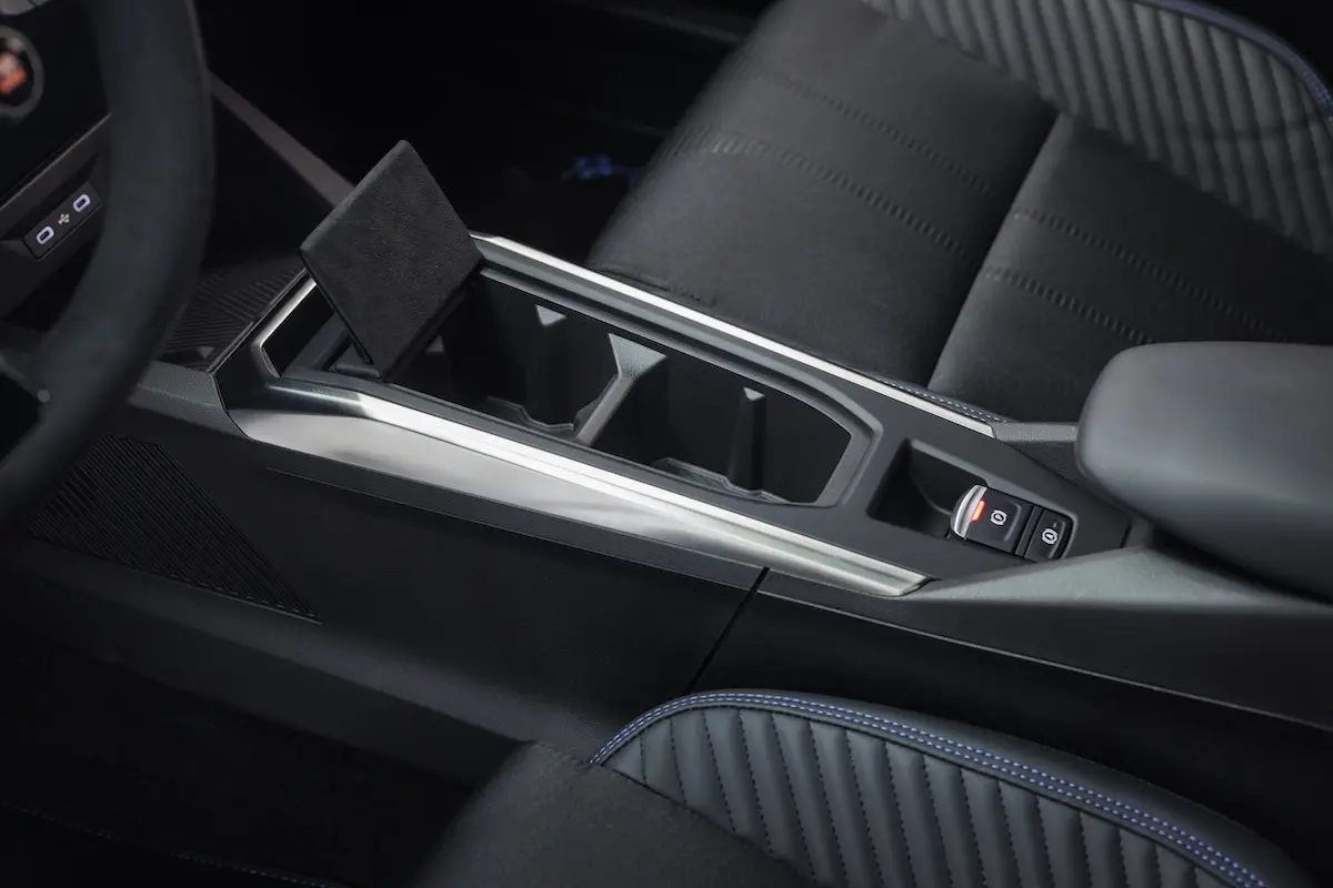 Renault Clio 6 9 Renault Clio 6 : la citadine française qui change de catégorie