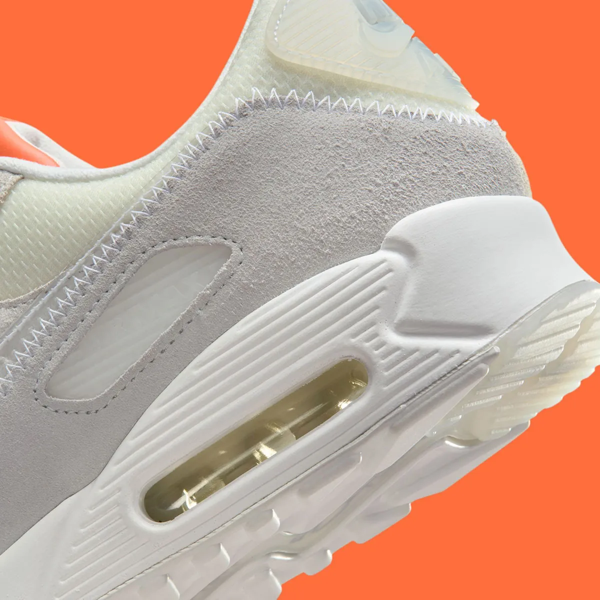 Nike Air Max 90 « What The » x size? : la version anniversaire limitée à 2 500 paires