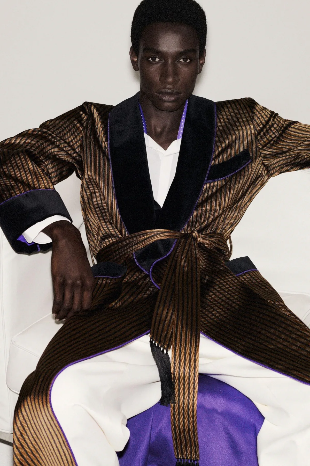 Haider Ackermann réinvente le désir masculin chez Tom Ford avec la collection Croisière 2026