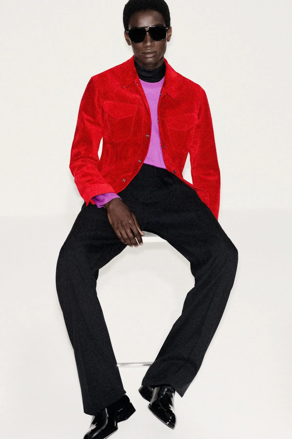 Haider Ackermann réinvente le désir masculin chez Tom Ford avec la collection Croisière 2026