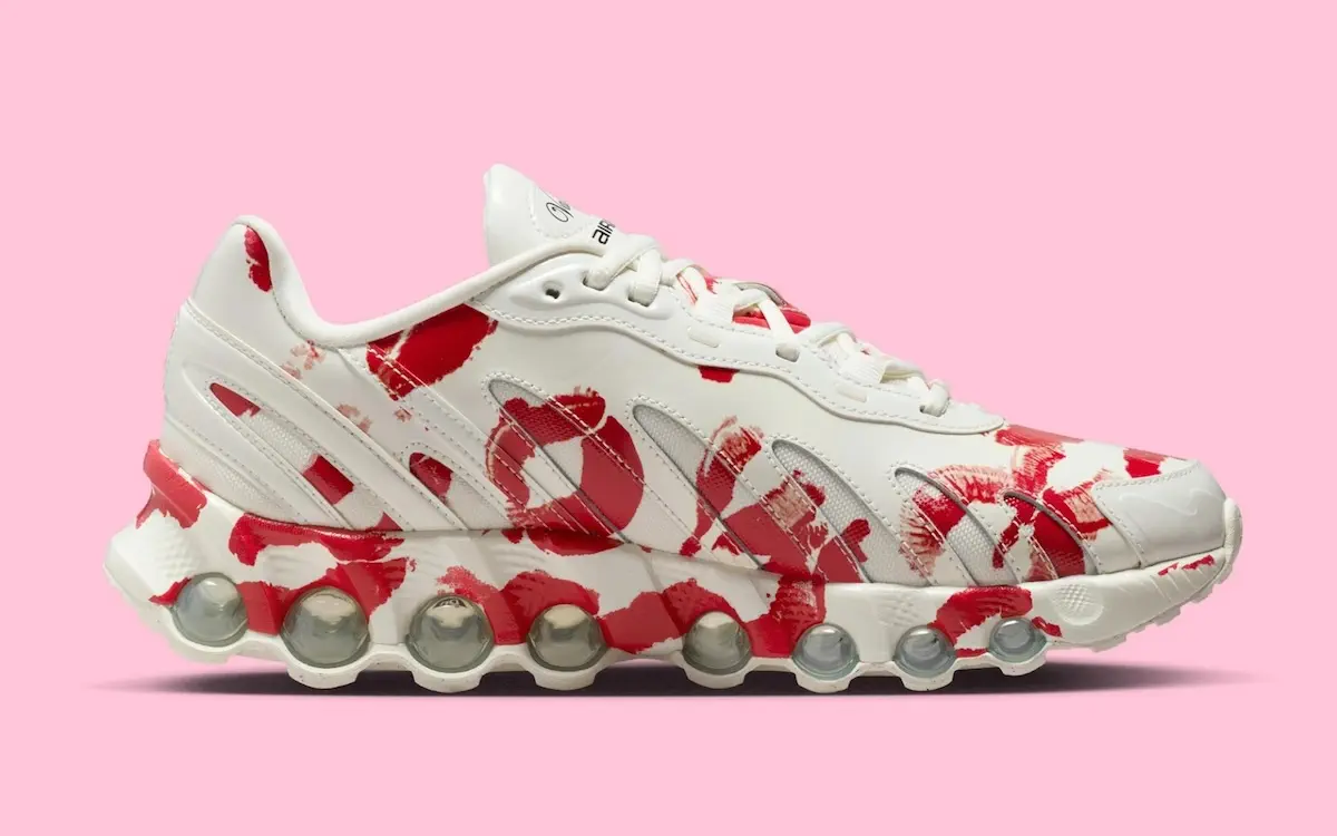 Vaquera x Nike Air Max DN8 2 Quand Vaquera revisite la Nike Air Max DN8 avec une pluie de baisers rouges