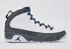 La Air Jordan 9 « Flint Grey » signe son grand retour après 24 ans d’absence