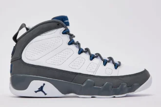 La Air Jordan 9 « Flint Grey » signe son grand retour après 24 ans d’absence