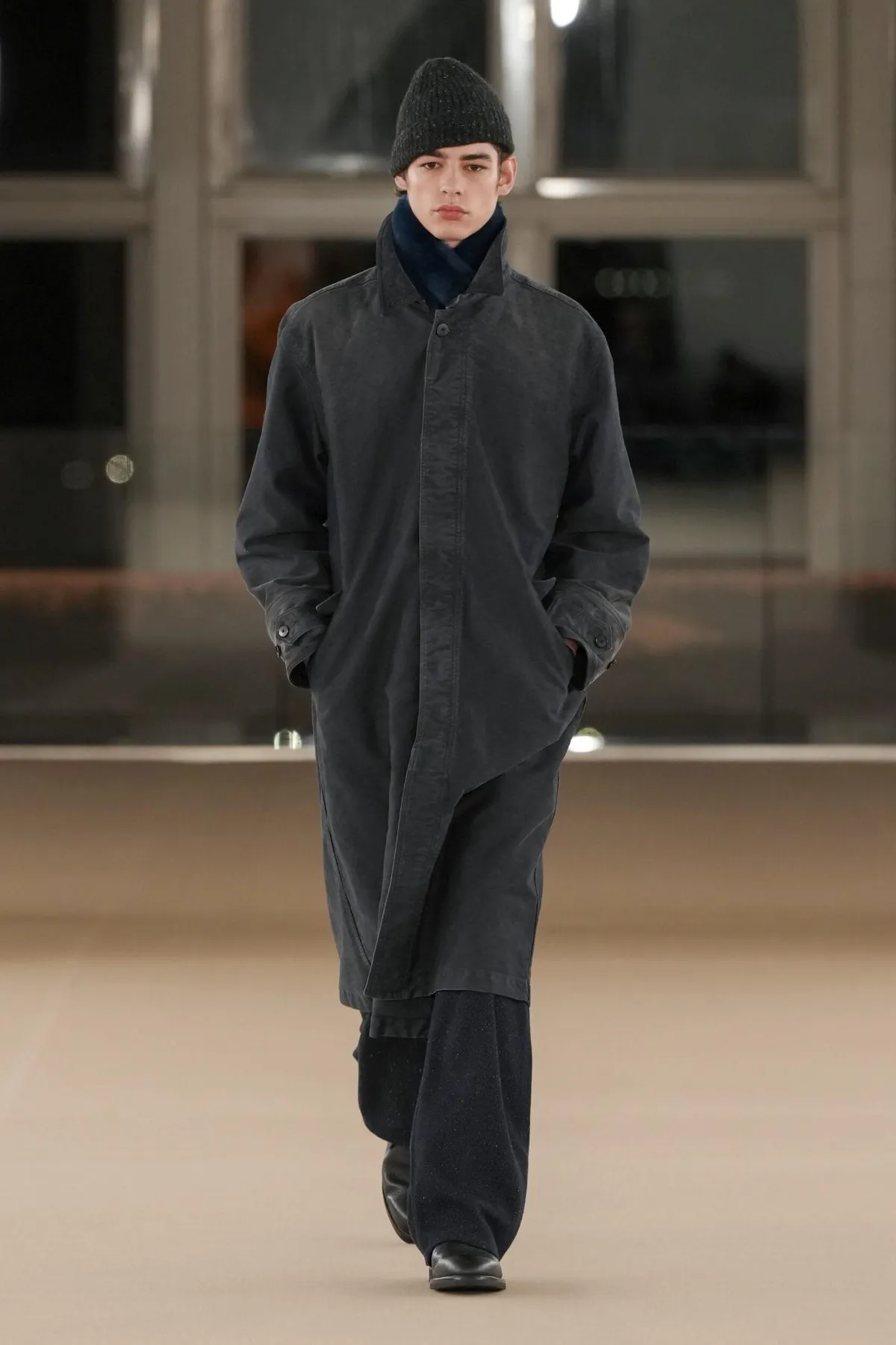 Quand AURALEE allège l’hiver 2026 : la poésie masculine selon Ryota Iwai