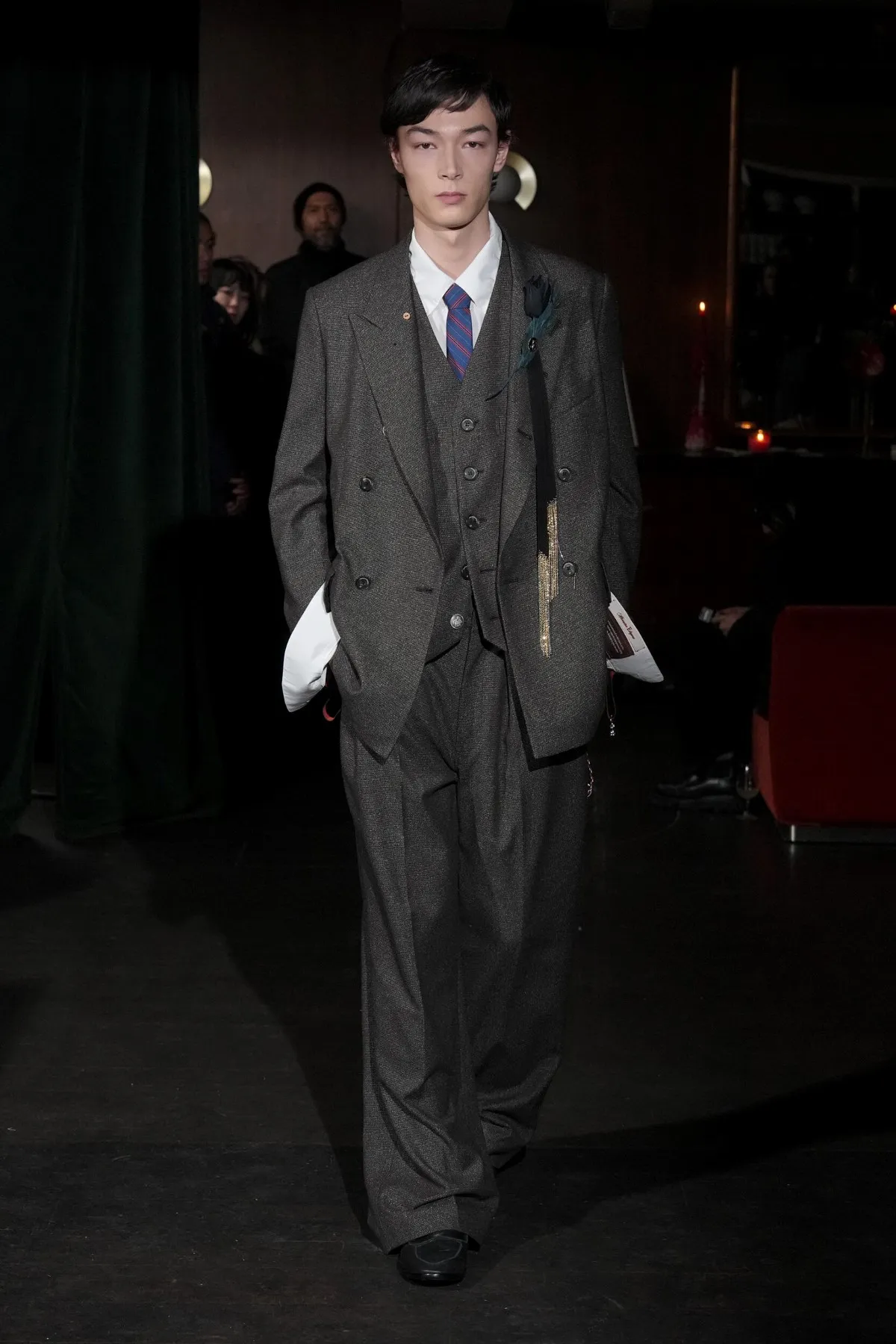 BED J.W. FORD automne 2026 : la romance japonaise qui a clôturé la Fashion Week de Paris