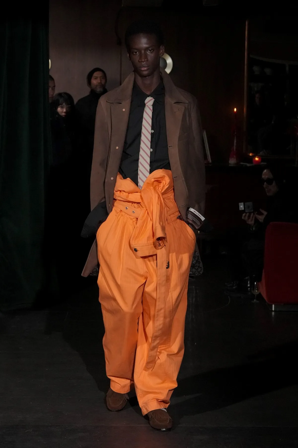 BED J.W. FORD automne 2026 : la romance japonaise qui a clôturé la Fashion Week de Paris