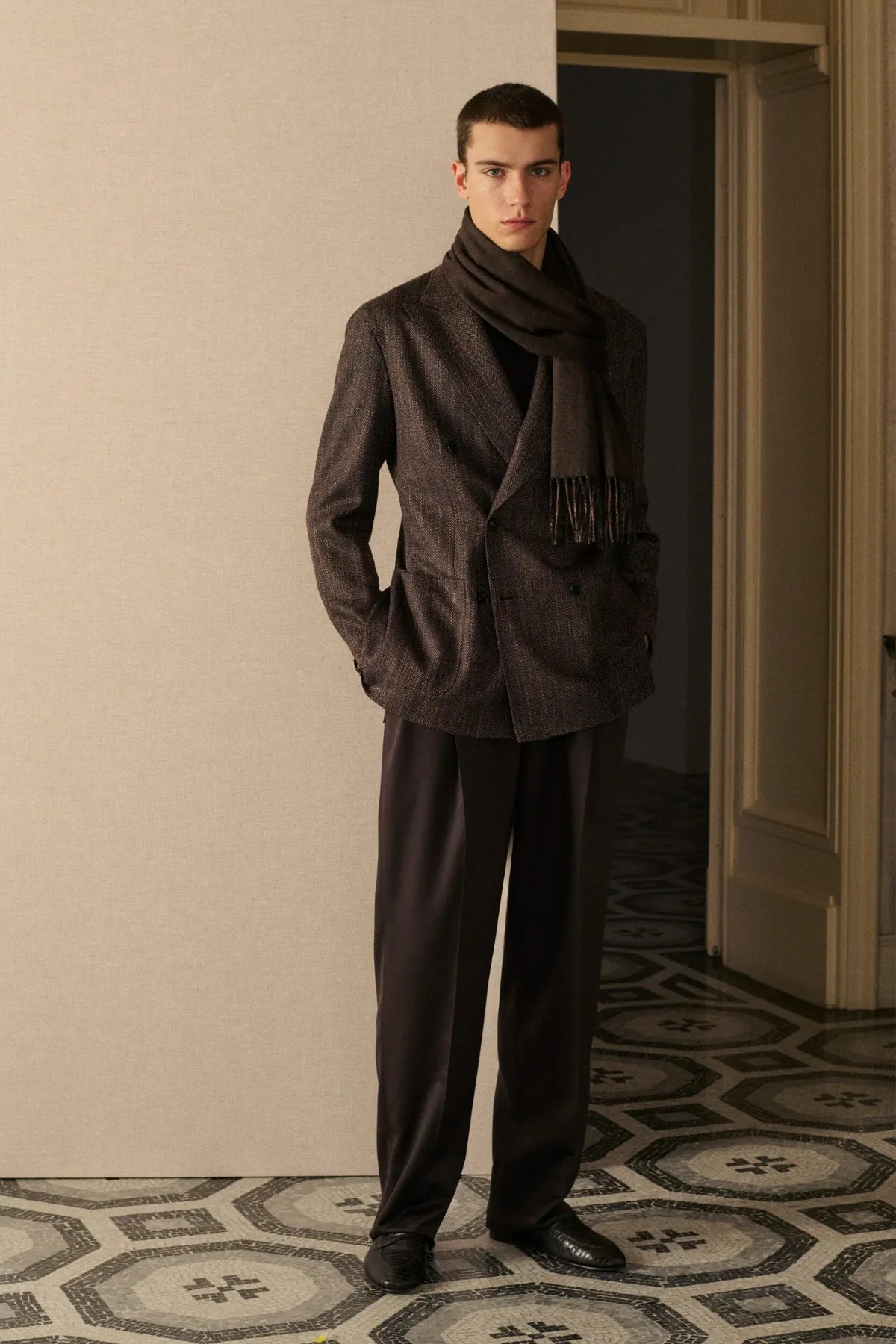 Brioni Automne 2026 : quand la sprezzatura remplace le créateur