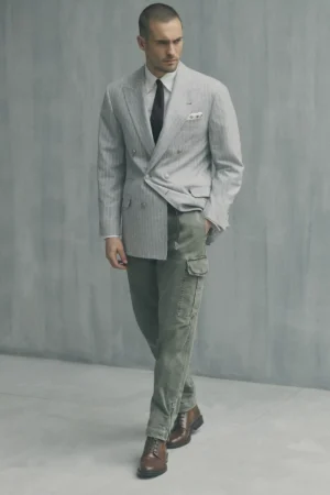 Brunello Cucinelli automne 2026 : l’art du luxe décontracté, entre tailoring et sérénité