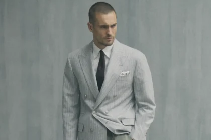 Brunello Cucinelli automne 2026 : l’art du luxe décontracté, entre tailoring et sérénité