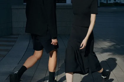 CFCL et VEJA signent une sneaker sans esbroufe, mais pleine de sens