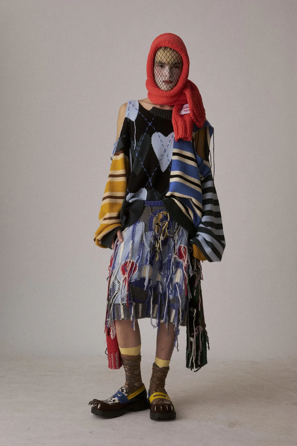 À Paris, Charles Jeffrey Loverboy réinvente le punk queer avec sa collection automne 2026