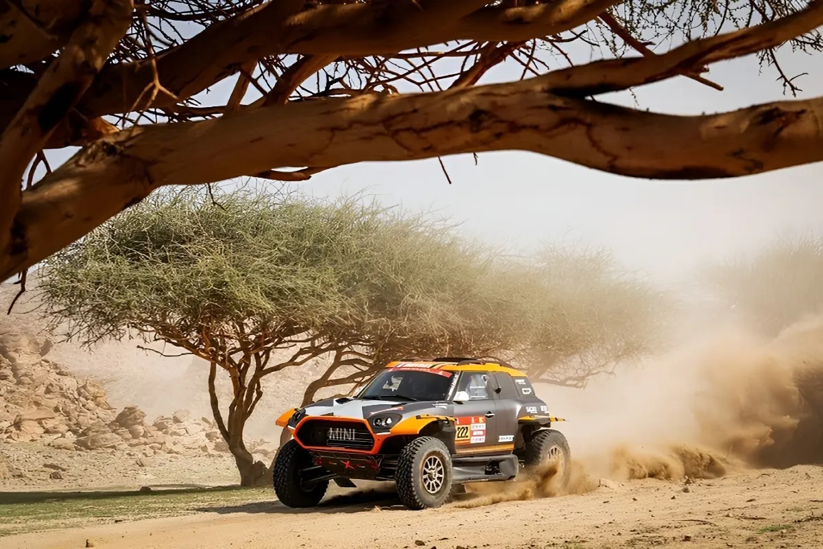 Dakar 2026 Course Etape 1 1 Dakar 2026 – Étape 1 à Yanbu : Edgar Canet frappe fort, victoire chargée d’émotion pour de Mévius et Baumel