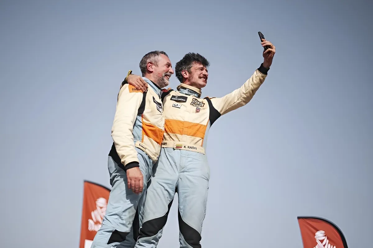 Dakar 2026 : Luciano Benavides sacré pour 2 secondes, Al-Attiyah entre dans la légende