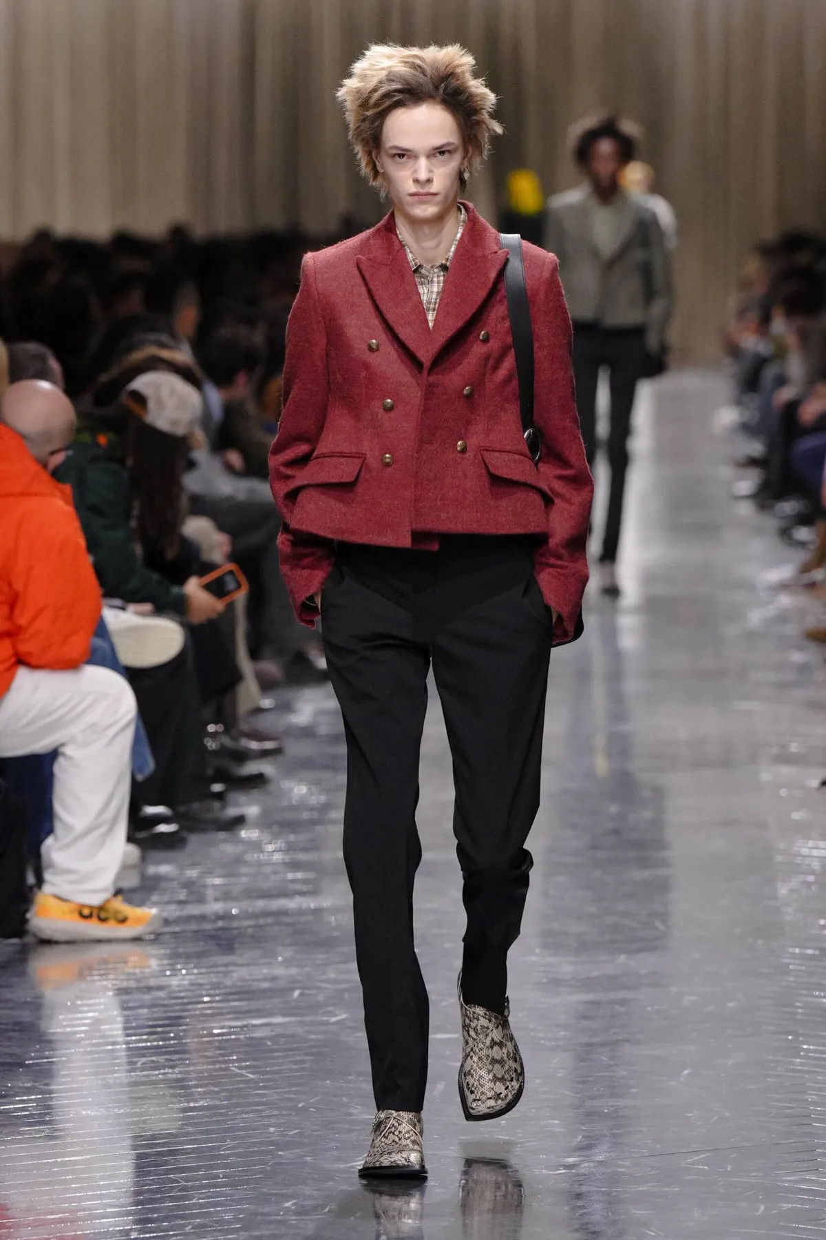 Dior Men automne 2026 : Jonathan Anderson réinvente le tailleur à l’ombre de Paul Poiret
