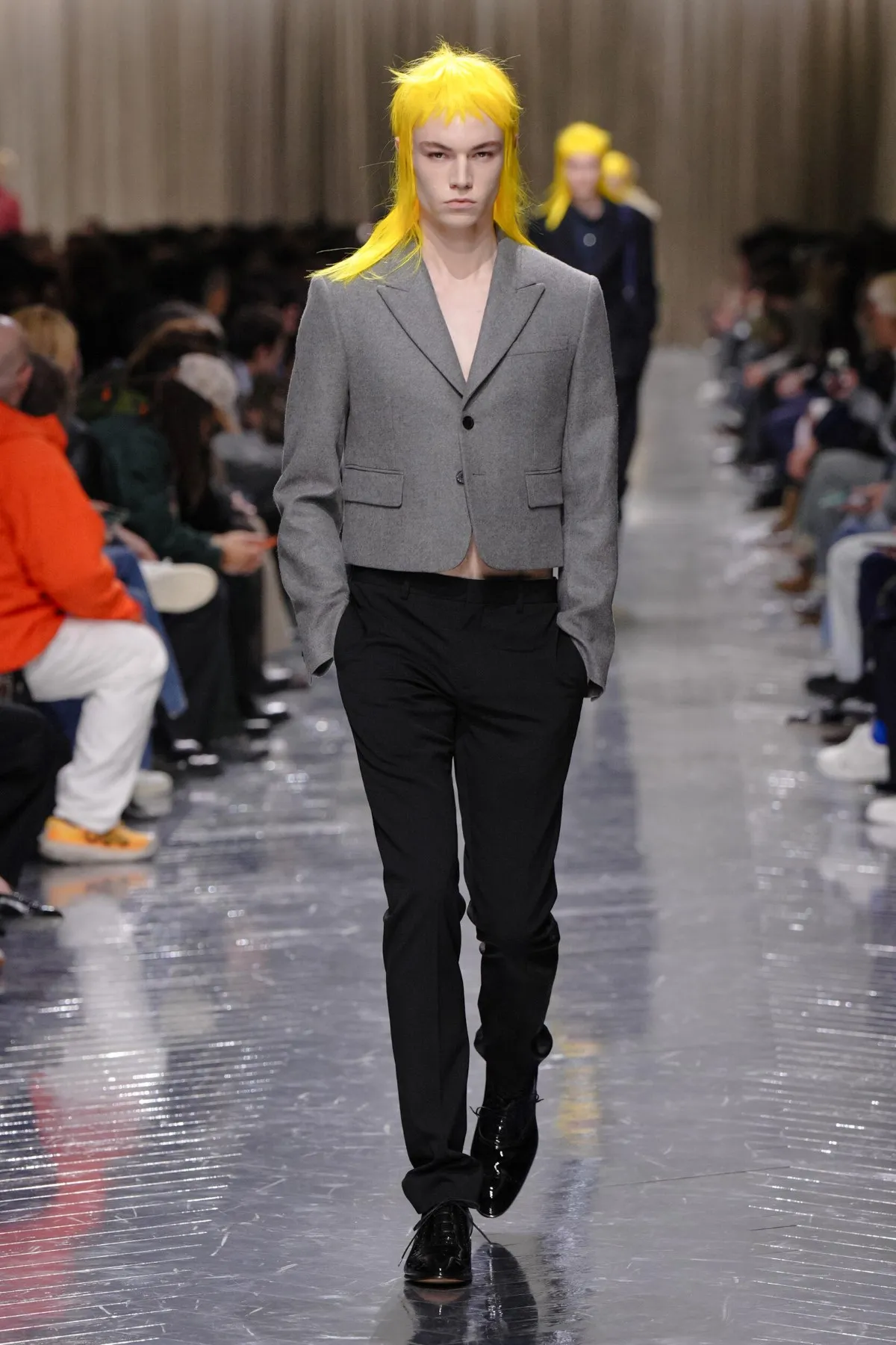 Dior Men automne 2026 : Jonathan Anderson réinvente le tailleur à l’ombre de Paul Poiret