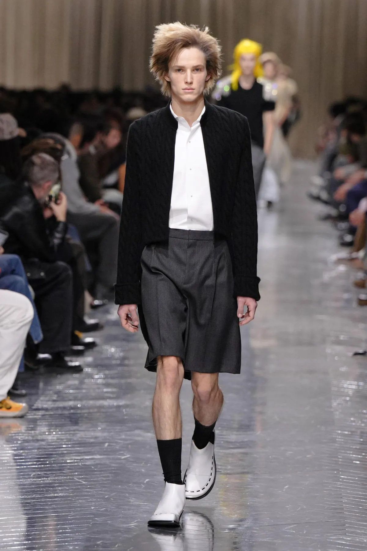 Dior Men automne 2026 : Jonathan Anderson réinvente le tailleur à l’ombre de Paul Poiret